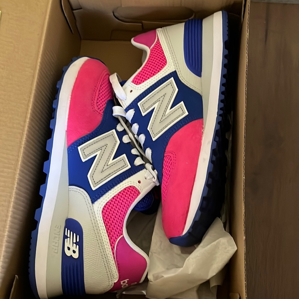 New Balance shoes 574 - size 6